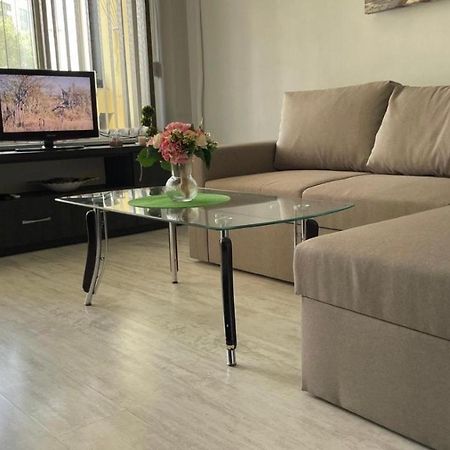 부르가스 Lotos Apartament 아파트 외부 사진